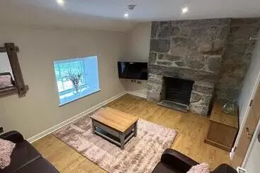 Hostal Grapes Hotel, Bar & Restaurant Snowdonia Nr Zip World
