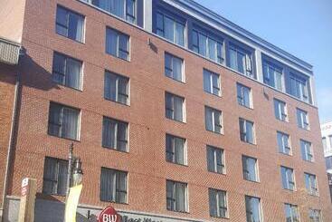 Best Western Plus Hotel Montreal