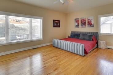 بيت ريفى Lakefront Bella Vista Home W/ Game Room & Dock!