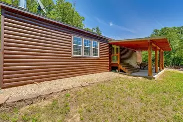 Mökkimajoitus Fire Pit & Stunning Lake Views: Shell Knob Home!