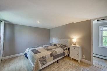 Сельский дом Pet Friendly Bernville Home W/ Fenced Backyard!