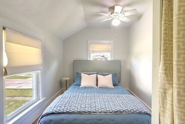 بيت ريفى Vermilion Home   Walk To Main Street Beach!