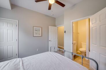 بيت ريفى Indianapolis Home W/ Porch   Close To Mile Square!