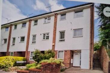 Residência 4bed Castle In Medway Free Sports Channel Parking