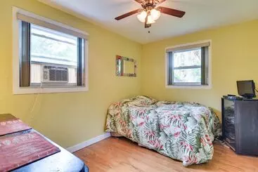 Mökkimajoitus Sunny Florida Escape   Patio & Grill, Near Beaches