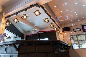 Szálloda Slumber Party Surf Khao Lak Hostel