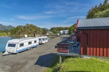 Mökkimajoitus Sandvika Camping