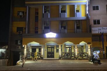 Hotel Hôtel De La Vallée Officiel