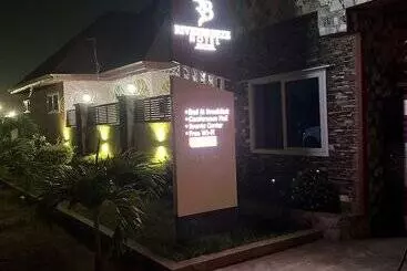 Hotel Riverbreeze