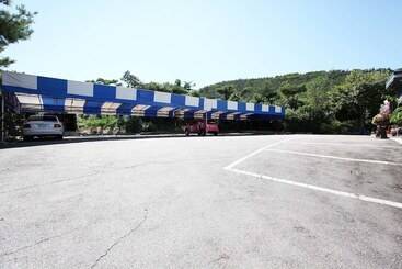 Daebudo Sansol Motel