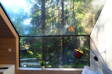 Tree House Close To The National Park Plitvice Lakes