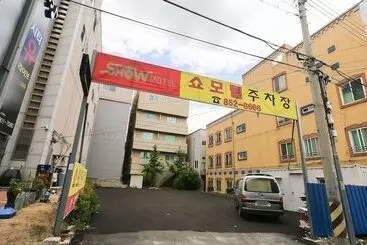 モーテル Andong Show