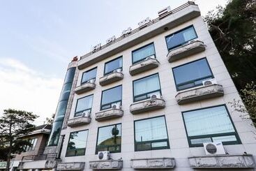 Motel Danyang Taehwasan Park