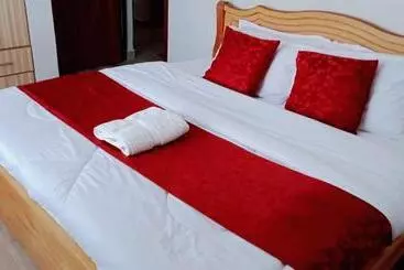 پانسیون Golden Palm 3