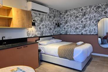 מלון דירות Palace Of The Dead Sea By Crown Exclusive