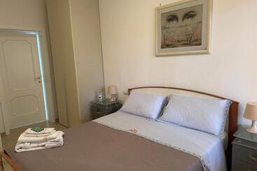 פנסיון Camere Ludovica