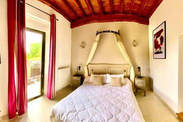 Пансион Domaine Des Mauves