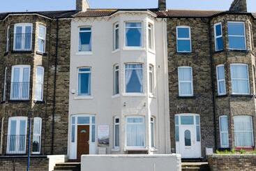 פנסיון The Waterside