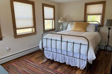 French Woods Farmhouse Bed & Breakfast