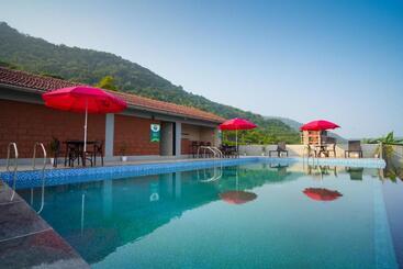 Hotel Gaurav Lords Resort