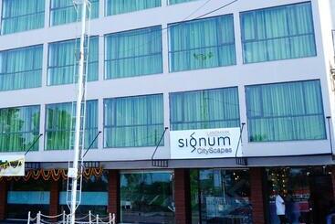 Hotel Signum Cityscapes Landmark, Dahej