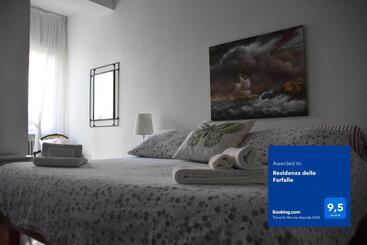 Pensió Residenza Delle Farfalle Tripla Con Bagno Privato E Matrimoniale Con Bagno Condiviso