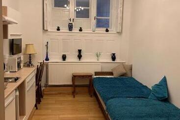 هتل Kalmár Panzió