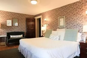 Hotell Stone Chalet Bed & Breakfast Inn