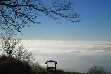 ベッドアンドブレックファースト Montalma