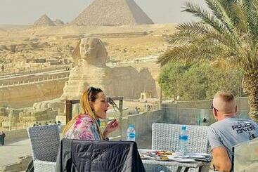 هتل White House Pyramids View