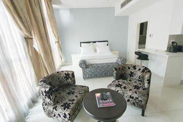 Hotel Itowers Studio Suite