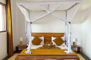 ホテル Kholle Villa