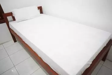 Hôtel Oyo Life 93038 Kost Putra Malilah