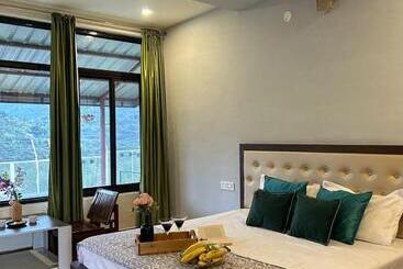 בית מלון כפרי Dhauladhar View Village Resort