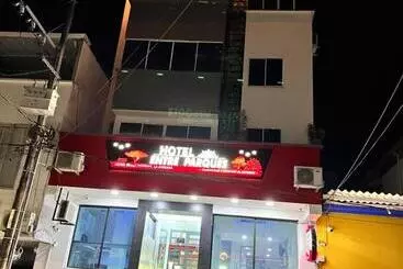 ホテル Entre Parques