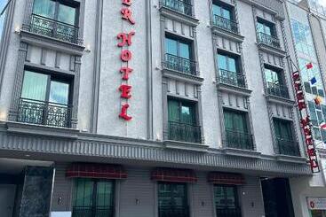 בית מלון כפרי Pier