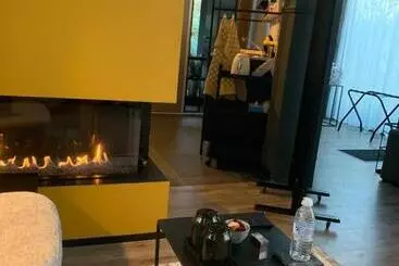 Aamiaismajoitus (B&B) Guestsuite The Nest