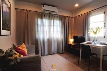 ペンション Arasa House By G Living  6mins Mrt Klong Bang Phai