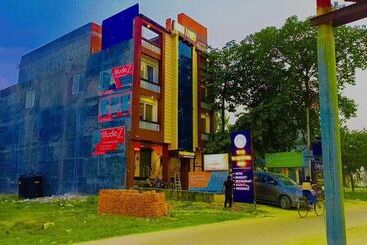 Fabhotel Shaurya Inn