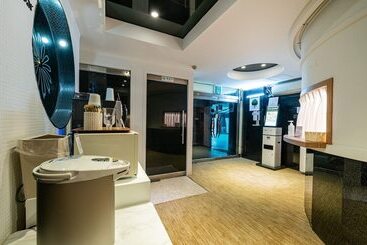 Motel Suwon City Hall Station Tumi