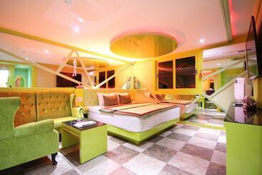 汽车旅馆  Busan Geumsadong V1