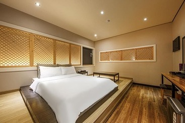 Motel Gongju Hotel Bandi