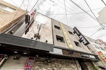 Motel Seongnam Design Xym