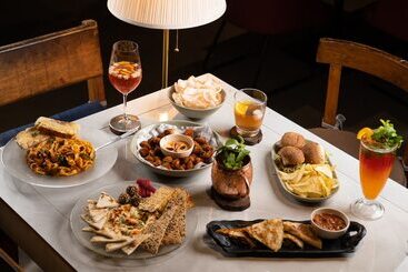 Bloom Hotel   Heritage Walk