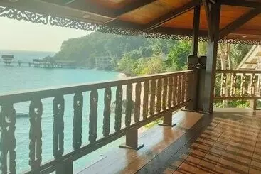 Emperor Resort By Bugis