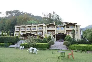 Foxoso Misty Oaks Resort