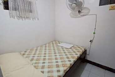 בית מלון כפרי Jc Affordable Transient By Oyo