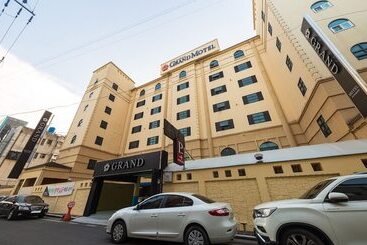 Motel Gyeongsan Grand