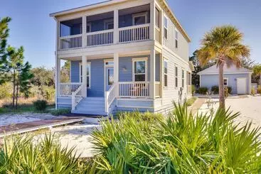 コテージ Beachy Port St Joe Home: On Site Boardwalk Access!