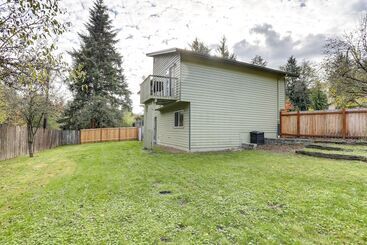 Casa Rural Beautiful Kenmore Retreat Near Marina & Beach!